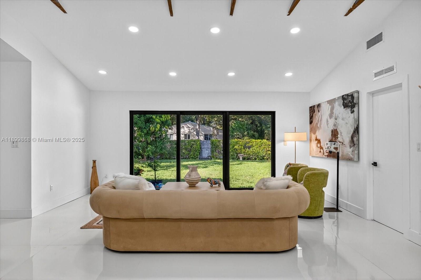 DUNNINGS MIAMI SHORES EXT - Residential Lease