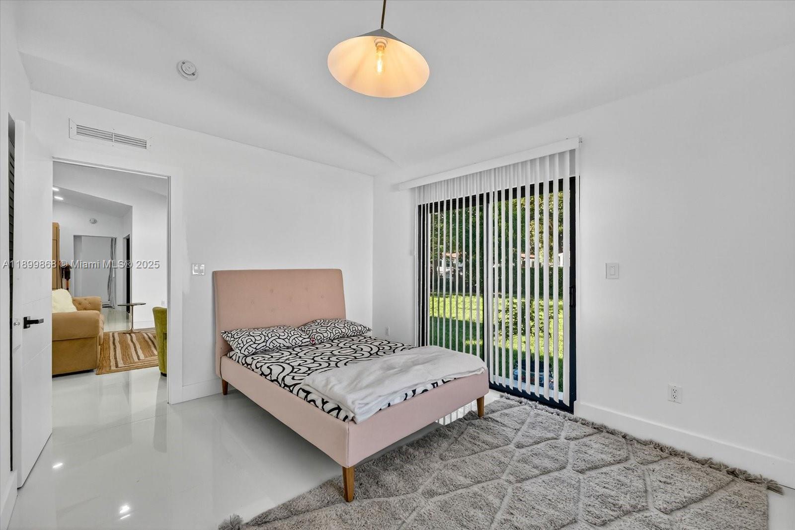 DUNNINGS MIAMI SHORES EXT - Residential Lease