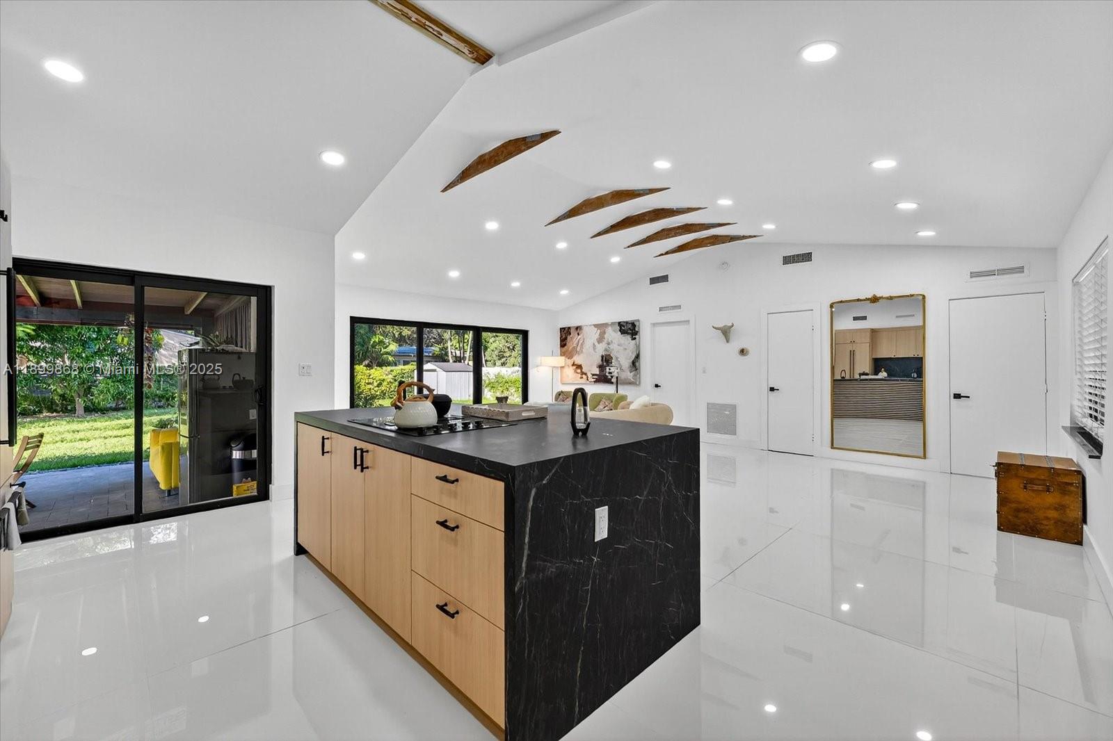 DUNNINGS MIAMI SHORES EXT - Residential Lease