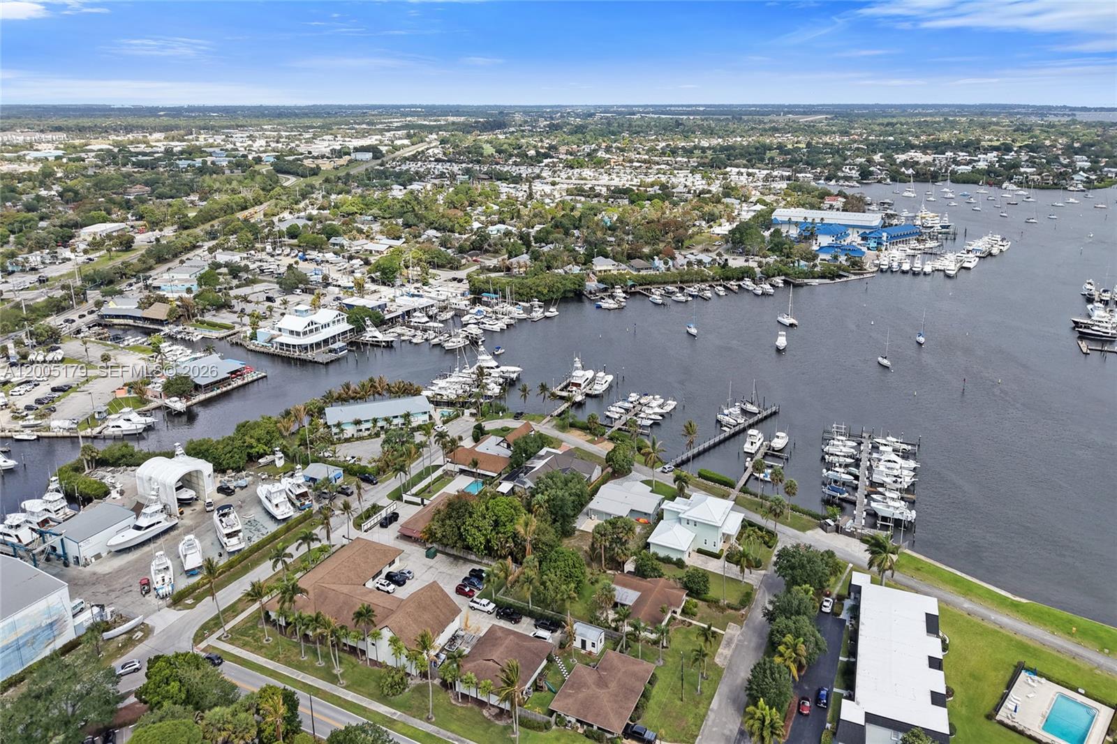 SALERNO SHORES - Residential