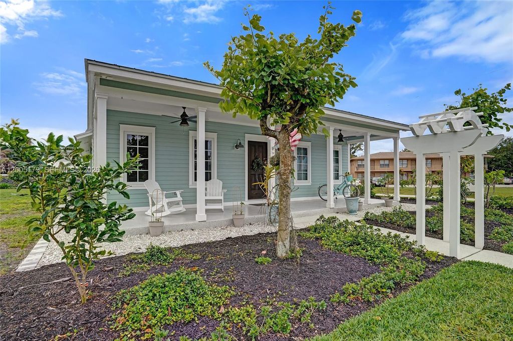 Photo of 4648 SE Binnacle Way, Stuart, FL 34997 (MLS # A12005179)