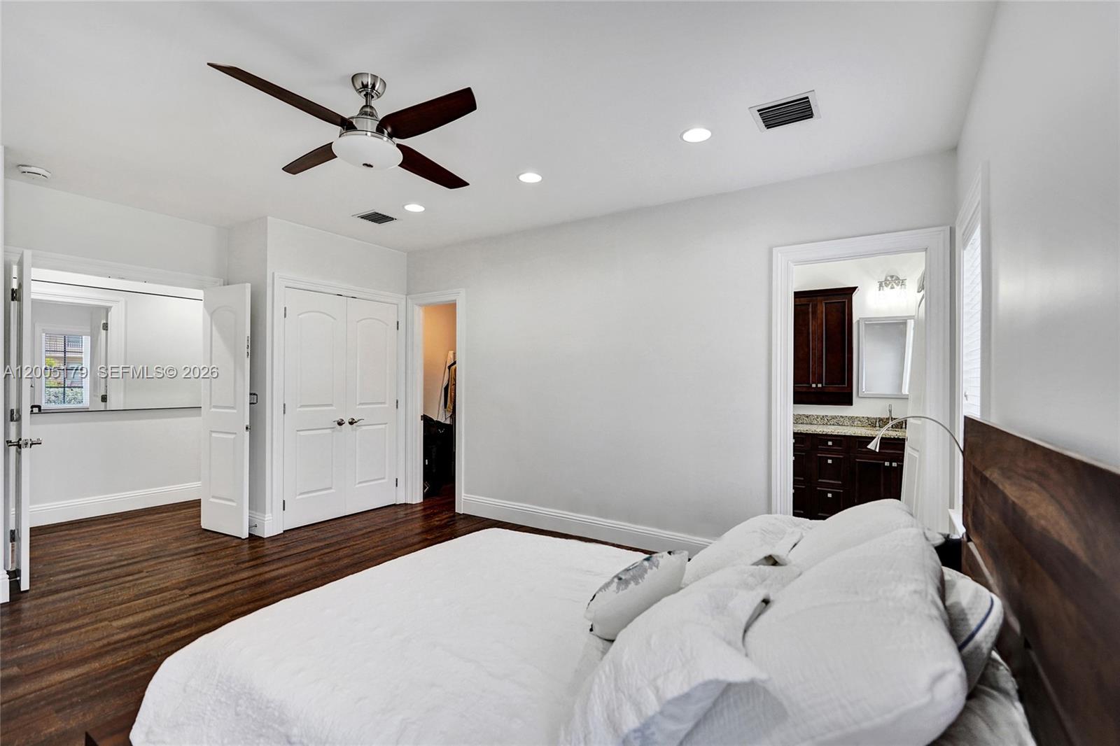 SALERNO SHORES - Residential