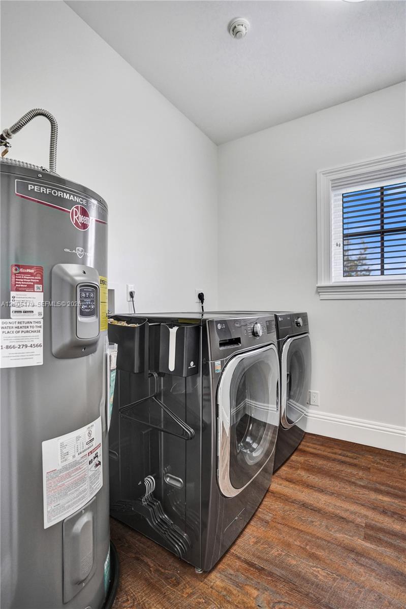 SALERNO SHORES - Residential