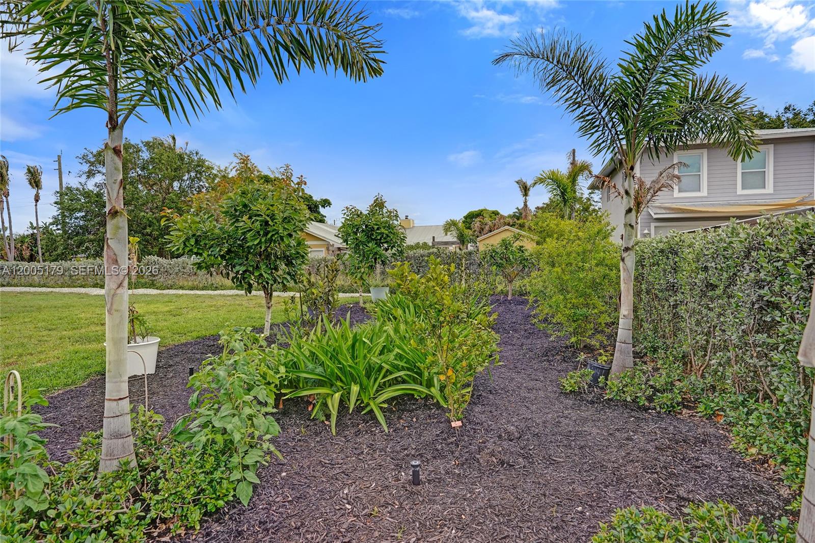 SALERNO SHORES - Residential