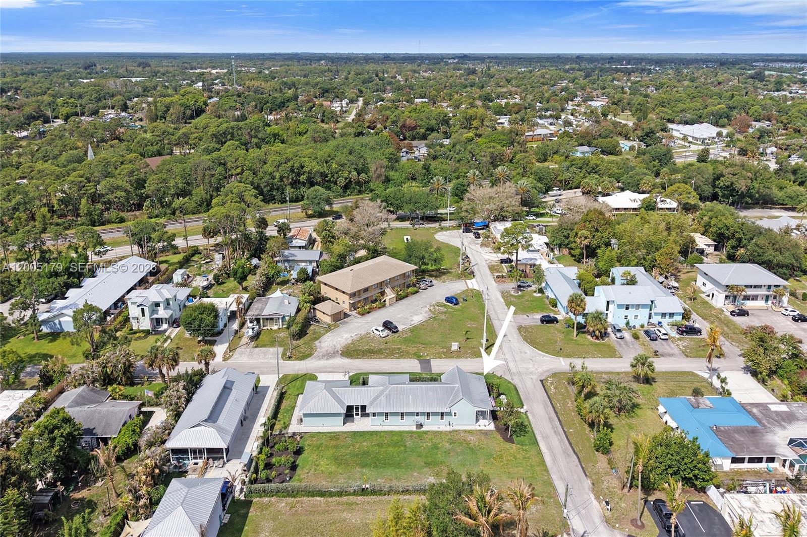 SALERNO SHORES - Residential