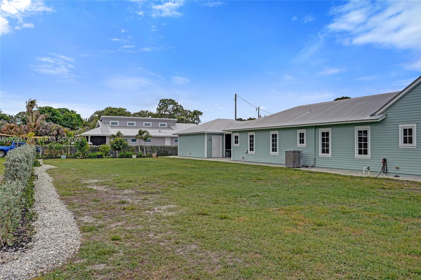 SALERNO SHORES - Residential