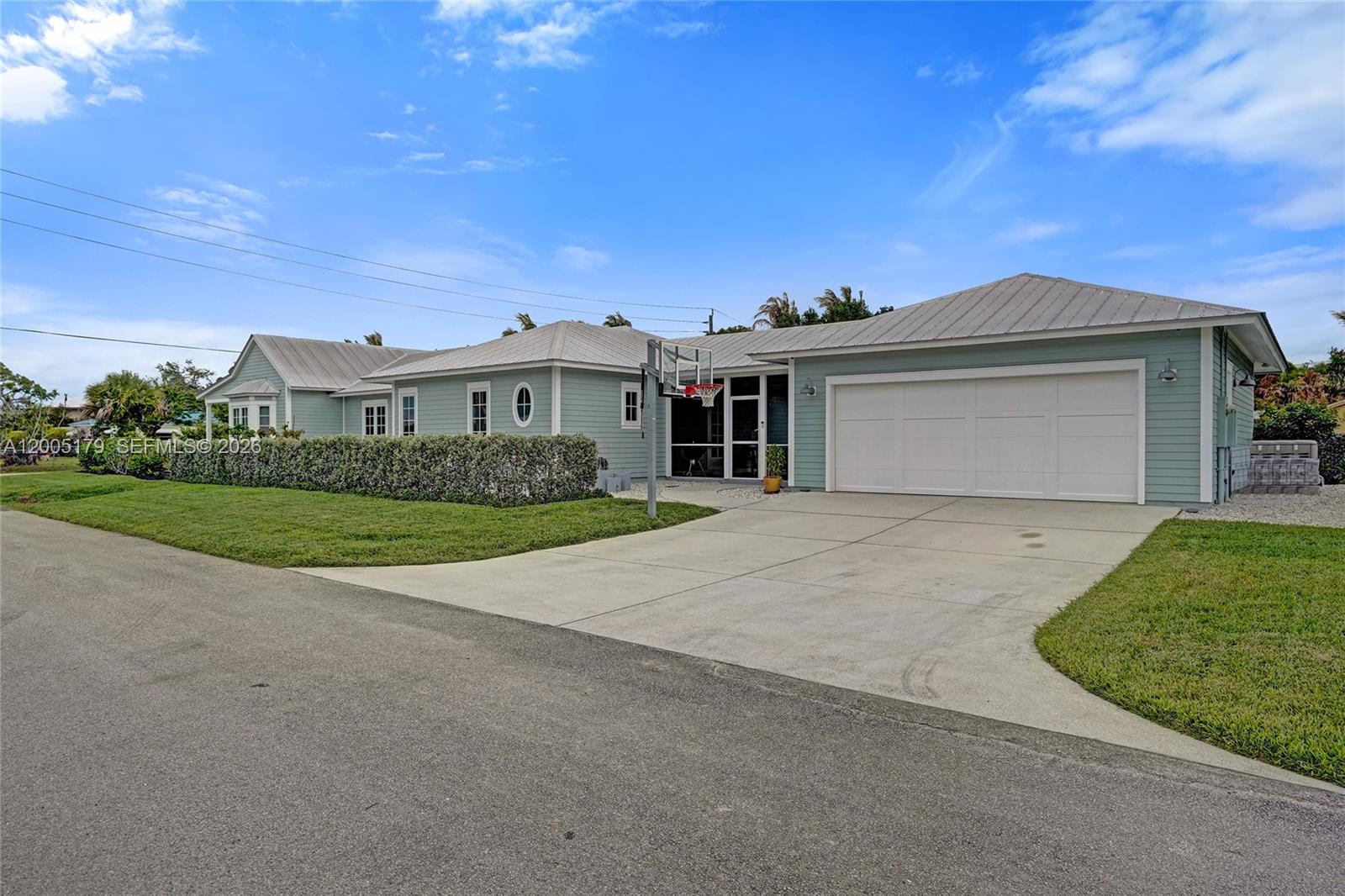 SALERNO SHORES - Residential