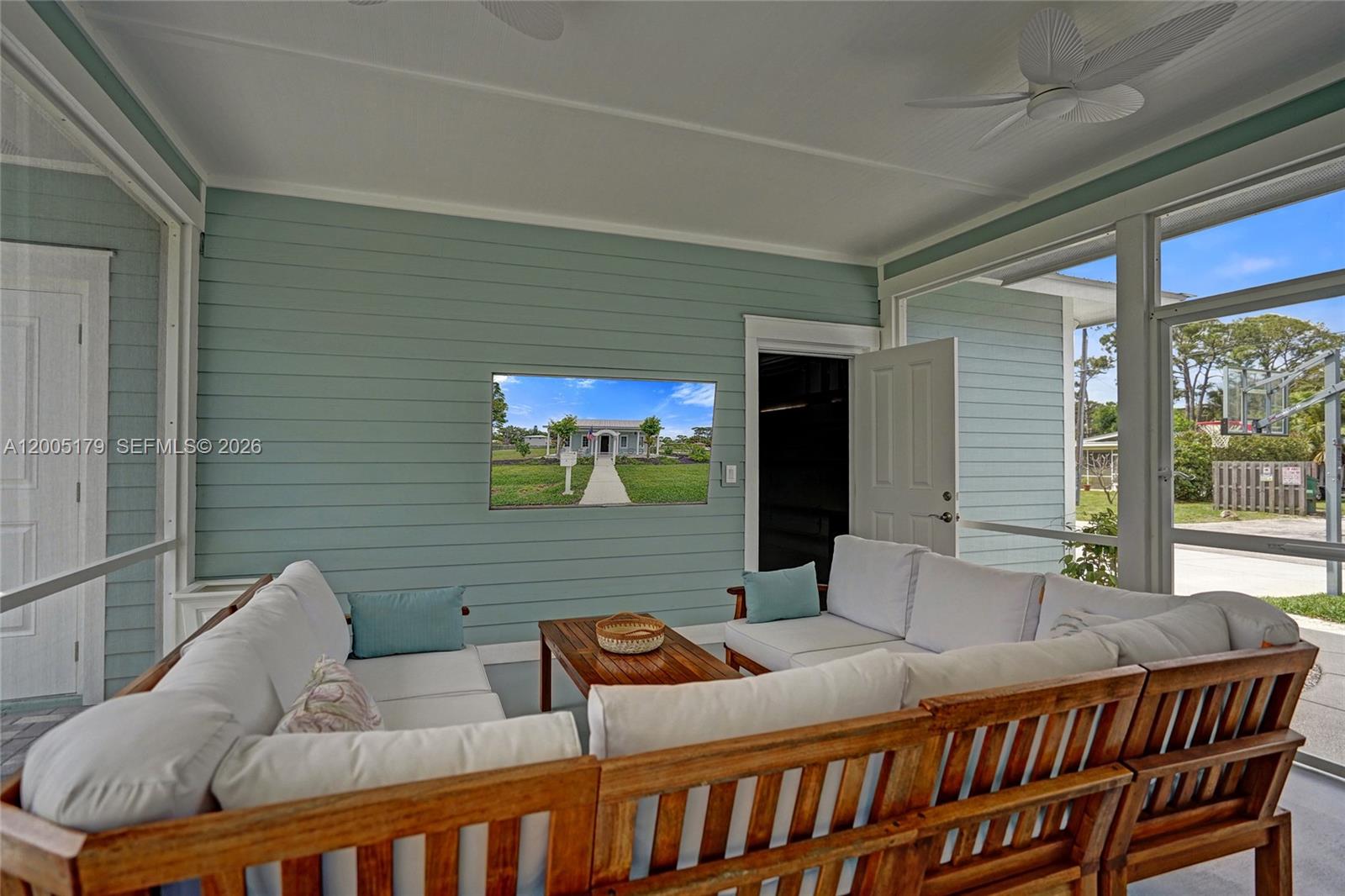 SALERNO SHORES - Residential