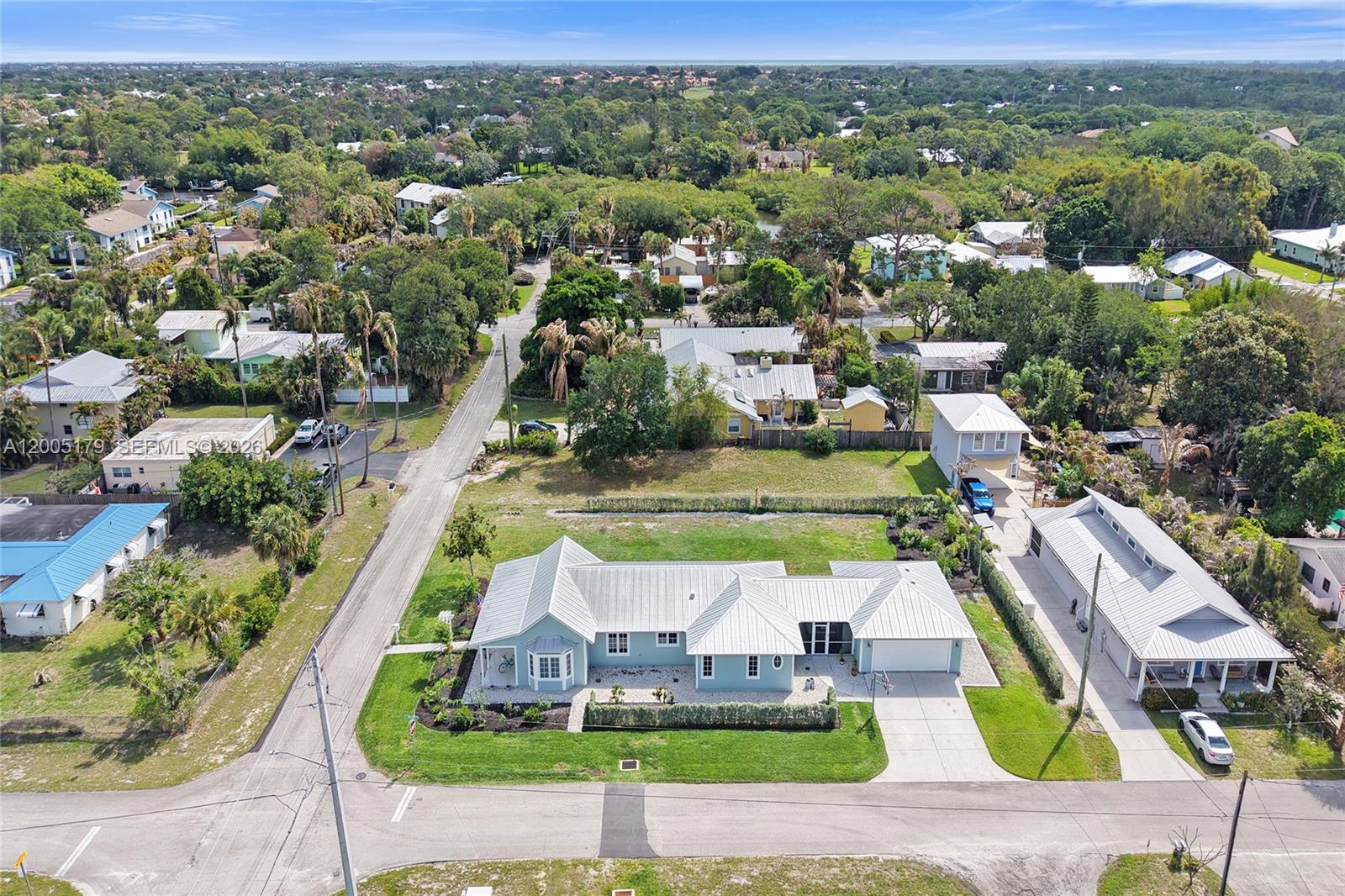 SALERNO SHORES - Residential