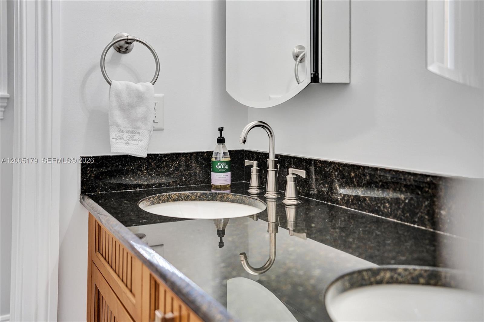 SALERNO SHORES - Residential