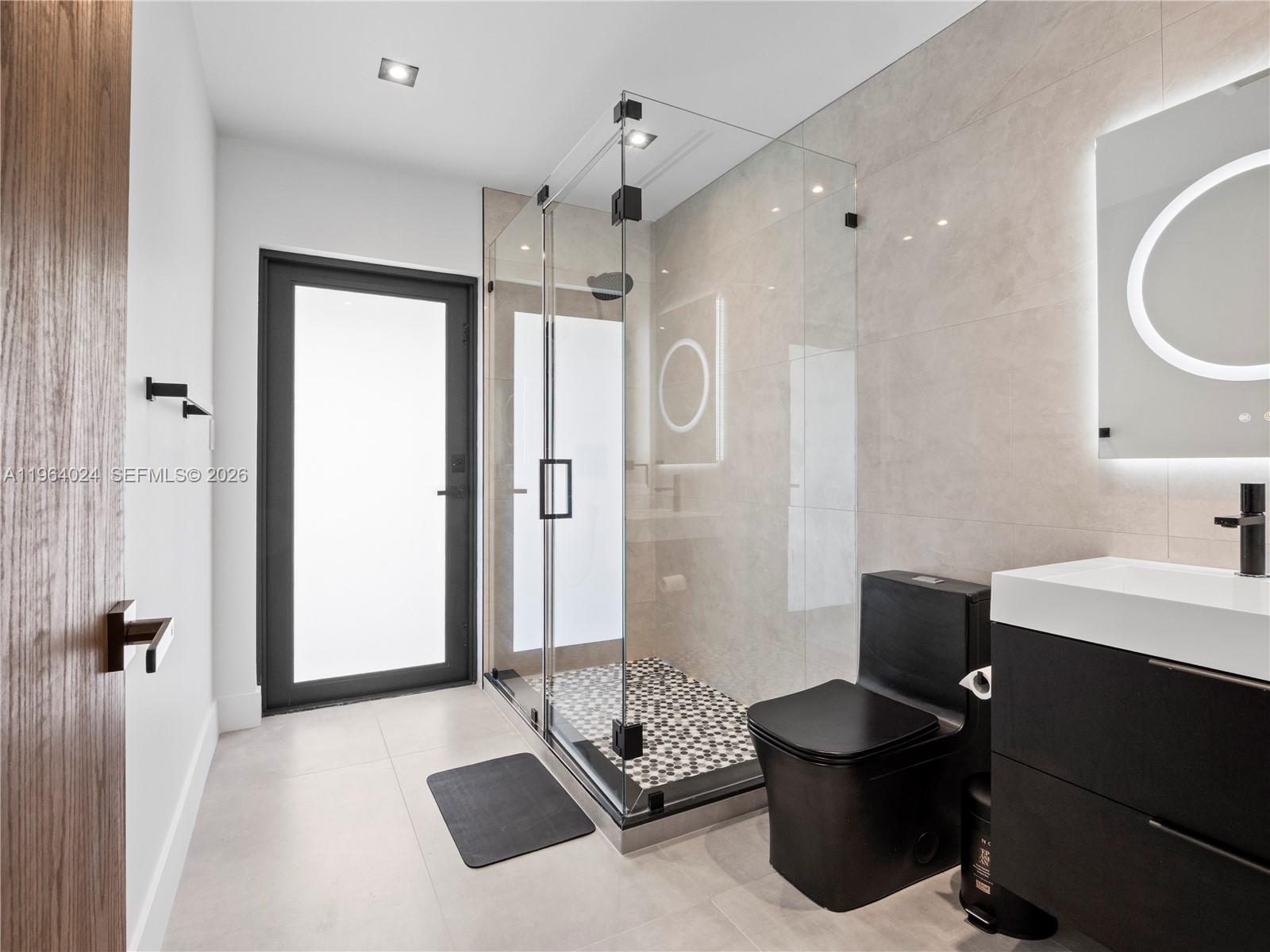 IVANHOE ESTATES - Residential