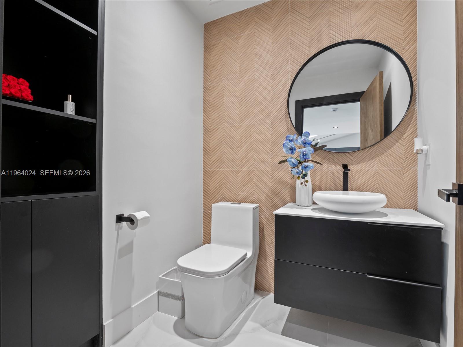 IVANHOE ESTATES - Residential