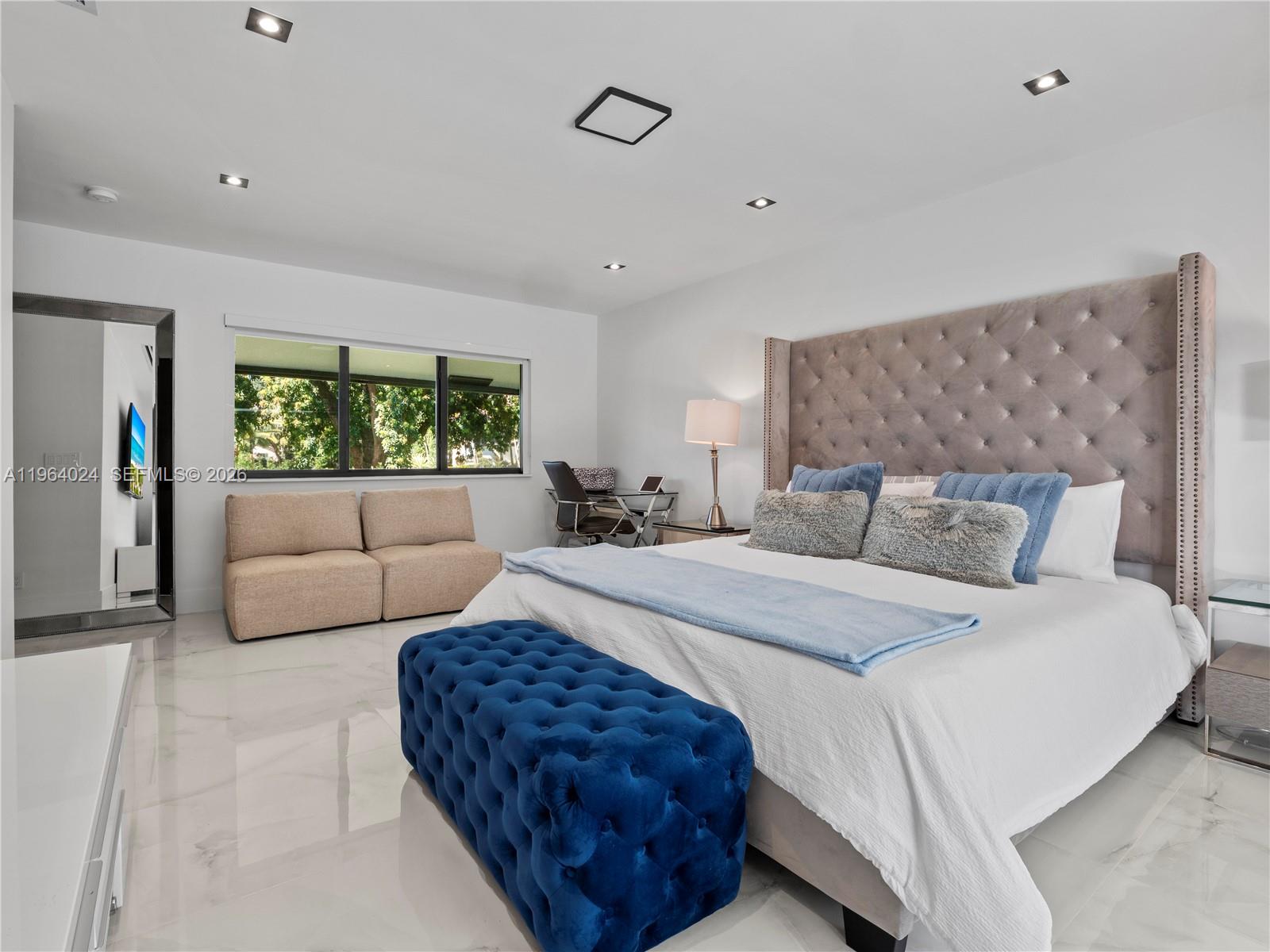 IVANHOE ESTATES - Residential