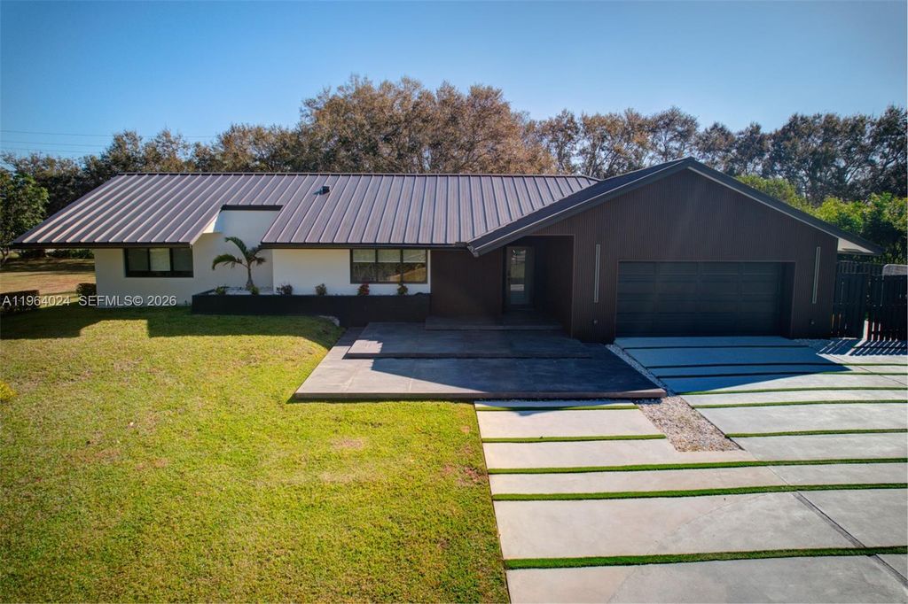 Photo of 5020 Hawkhurst Ave, Southwest Ranches, FL 33331 (MLS # A11964024)