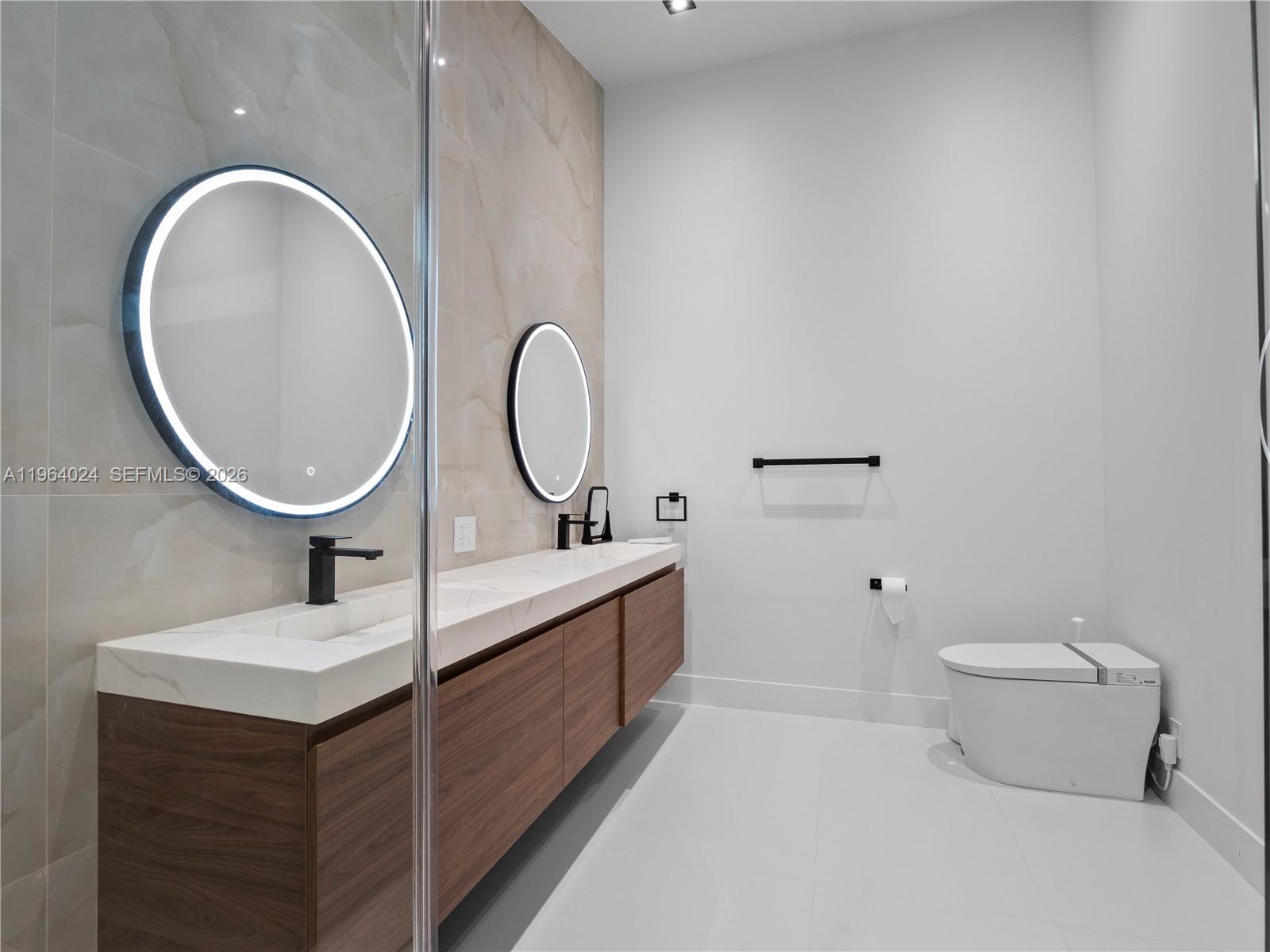 IVANHOE ESTATES - Residential