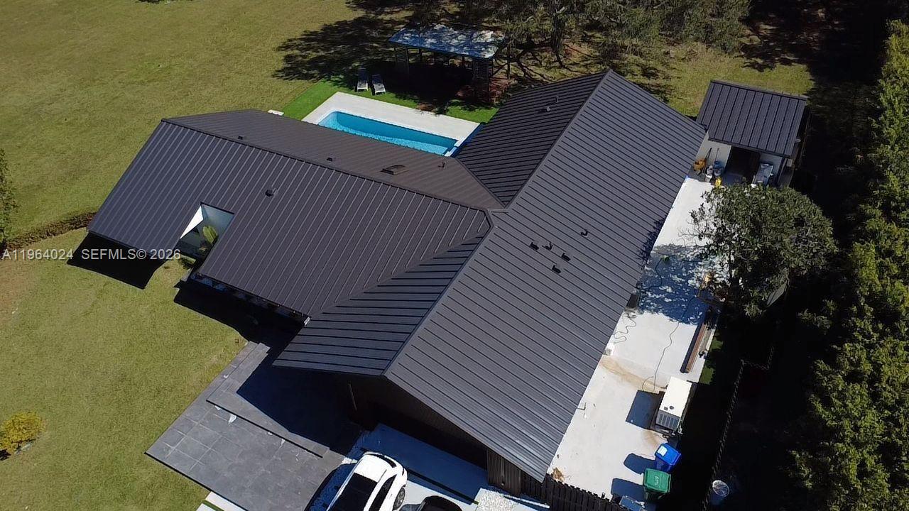 IVANHOE ESTATES - Residential