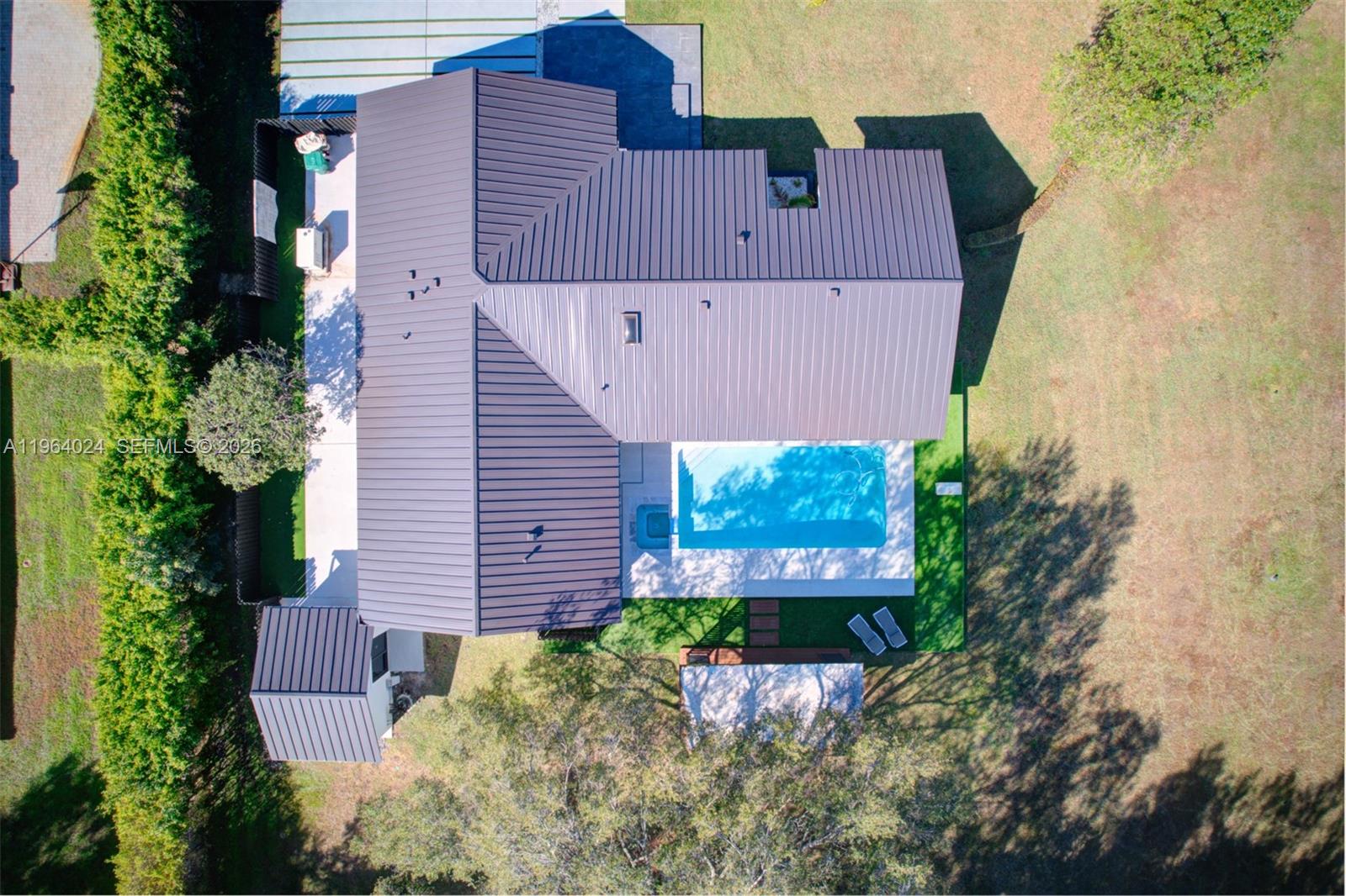 IVANHOE ESTATES - Residential