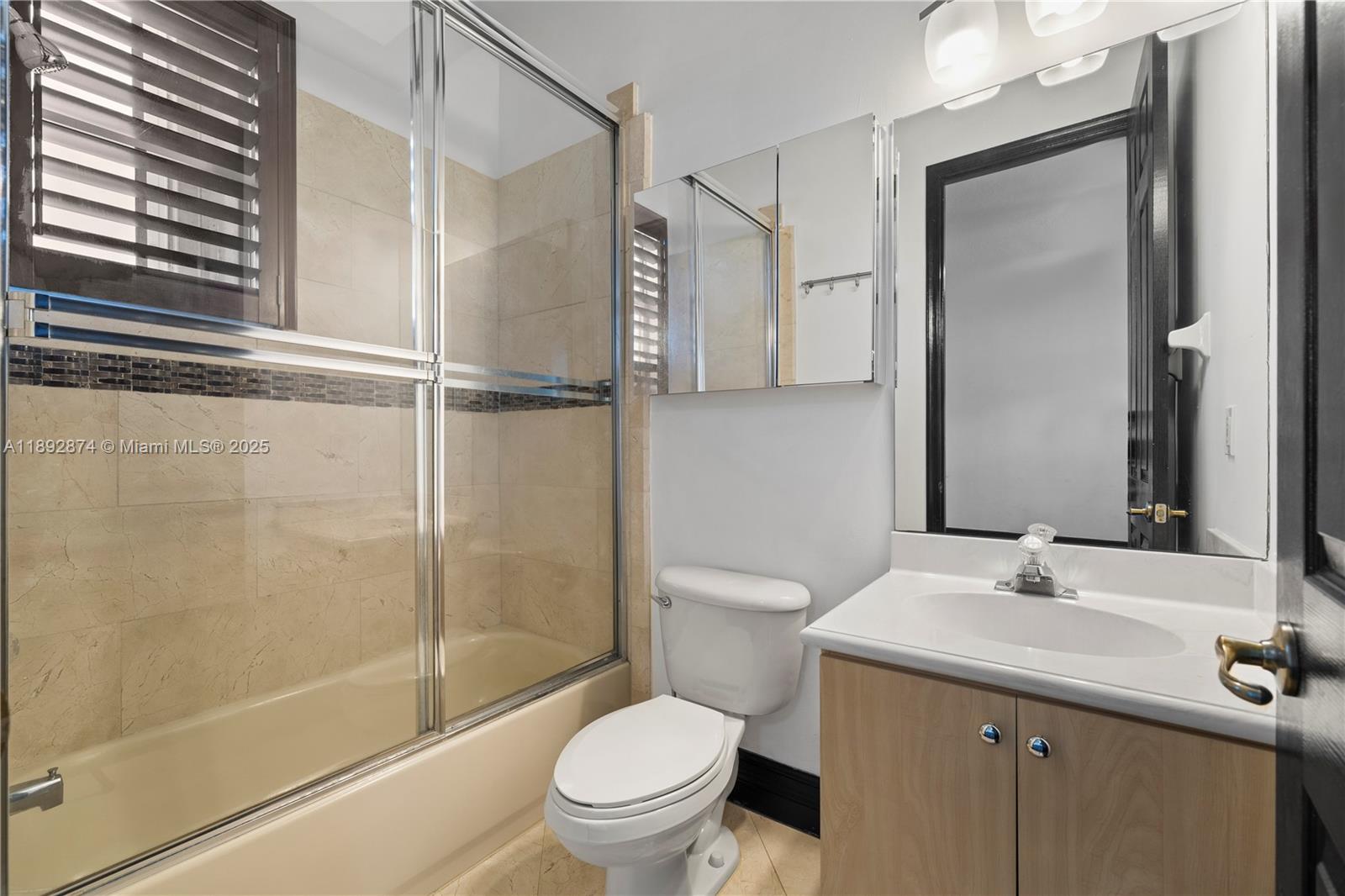 GROVES PARK - Residential Lease