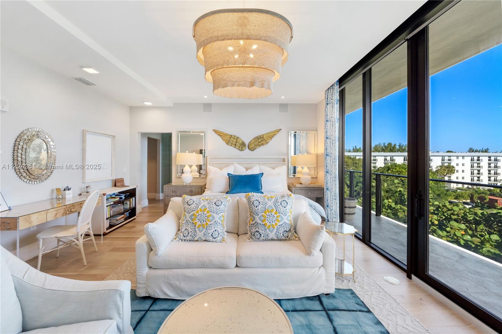 BRICKELLS FLAGLER - Residential