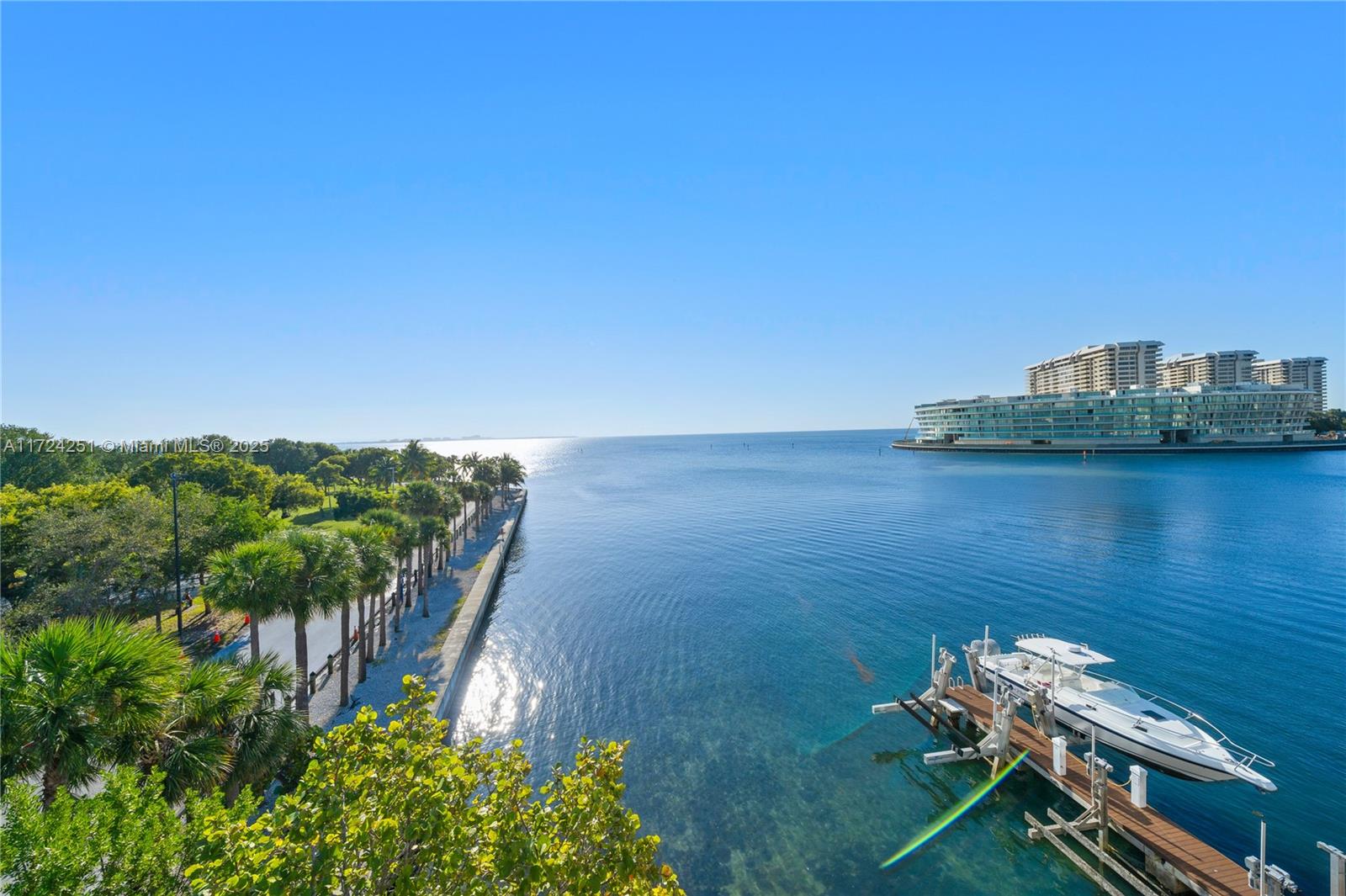 BRICKELLS FLAGLER - Residential