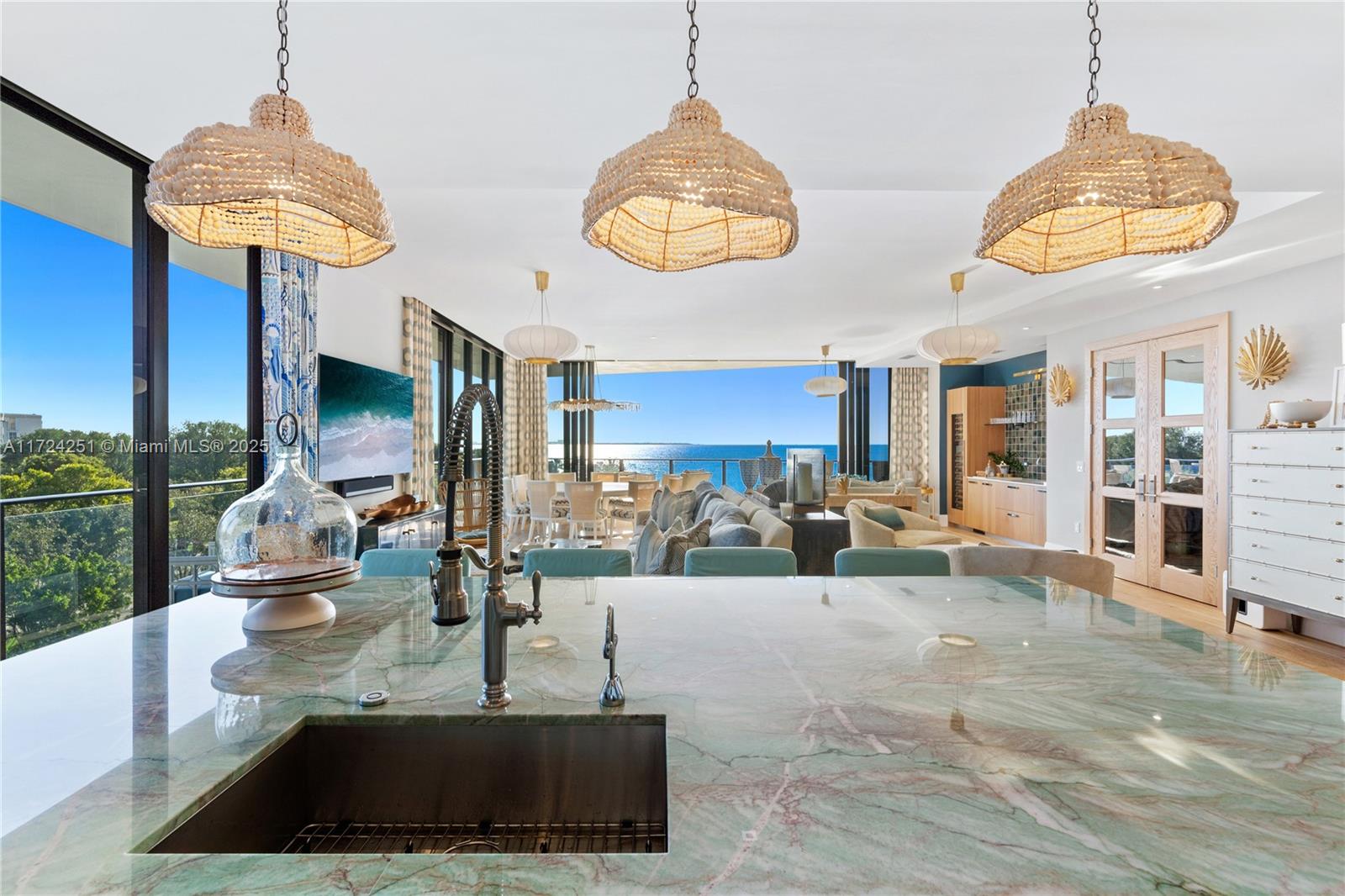 BRICKELLS FLAGLER - Residential