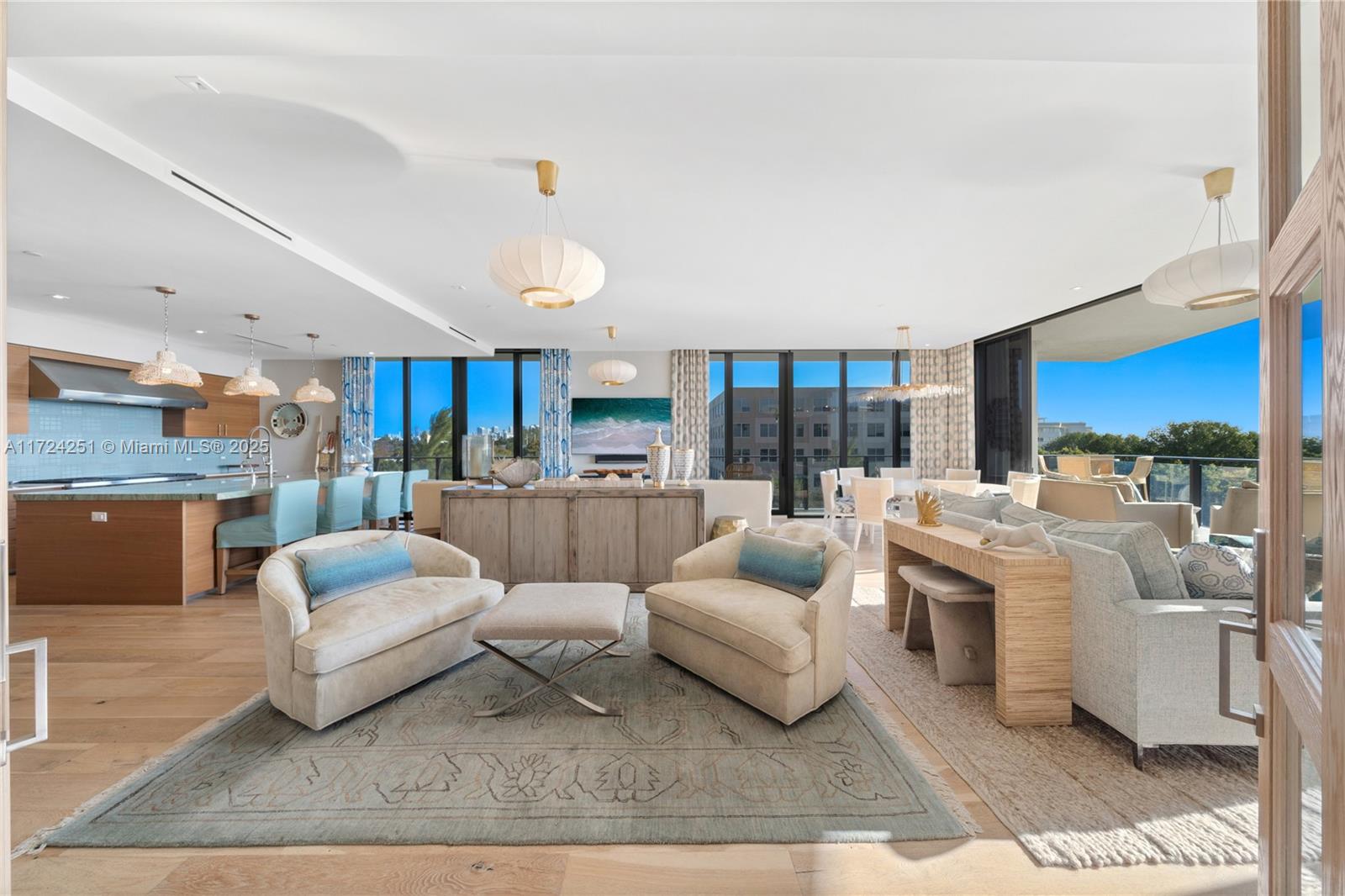 BRICKELLS FLAGLER - Residential