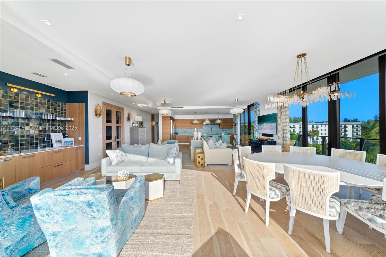BRICKELLS FLAGLER - Residential