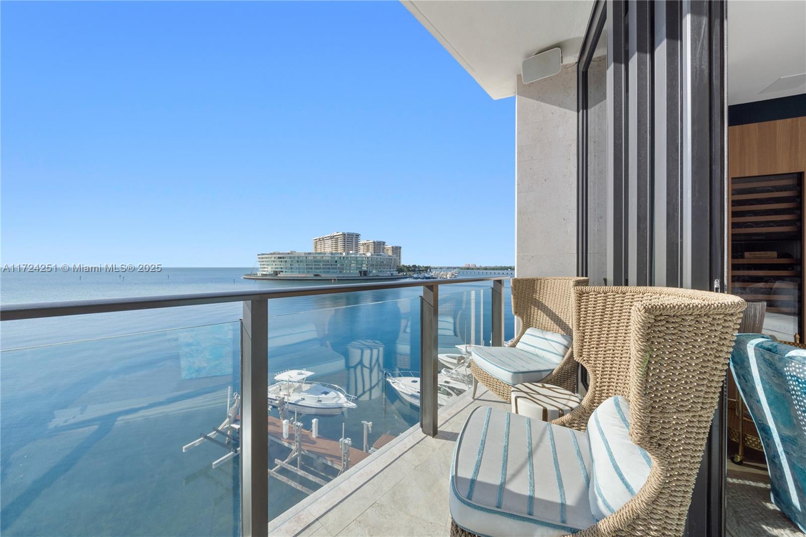 BRICKELLS FLAGLER - Residential