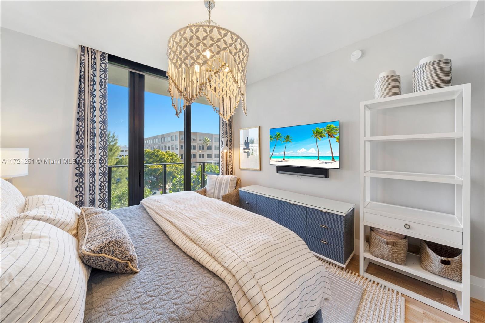 BRICKELLS FLAGLER - Residential