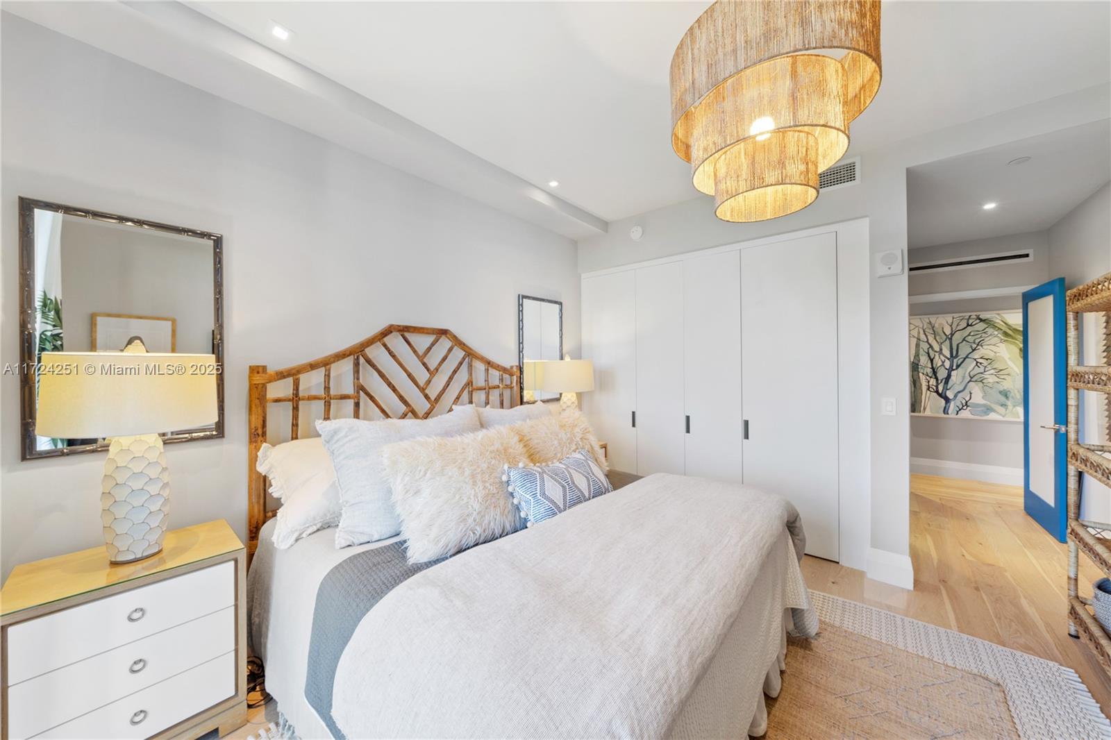BRICKELLS FLAGLER - Residential