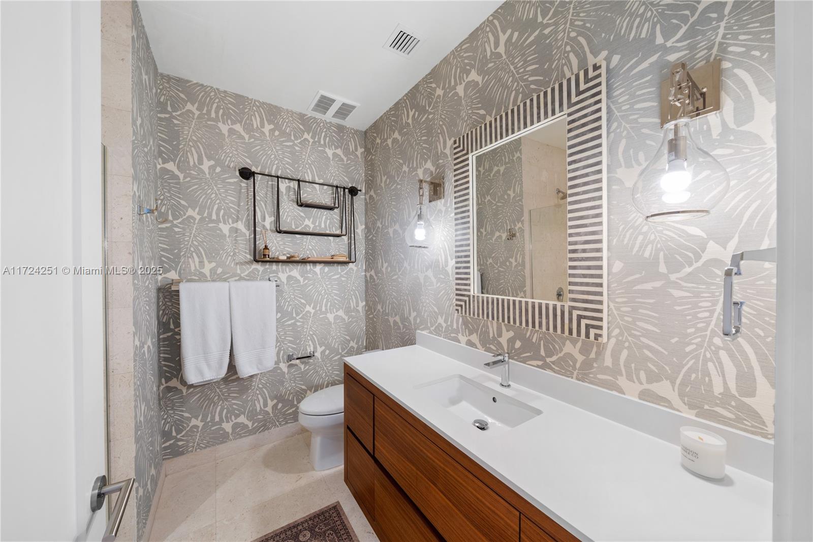 BRICKELLS FLAGLER - Residential