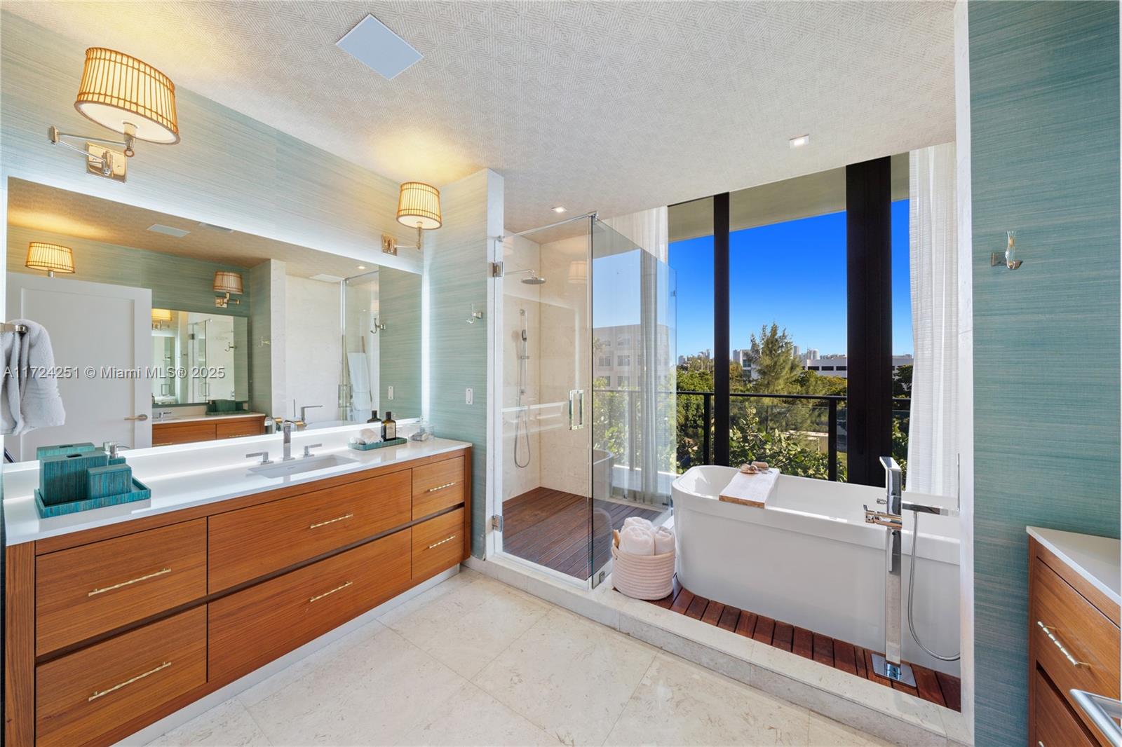 BRICKELLS FLAGLER - Residential