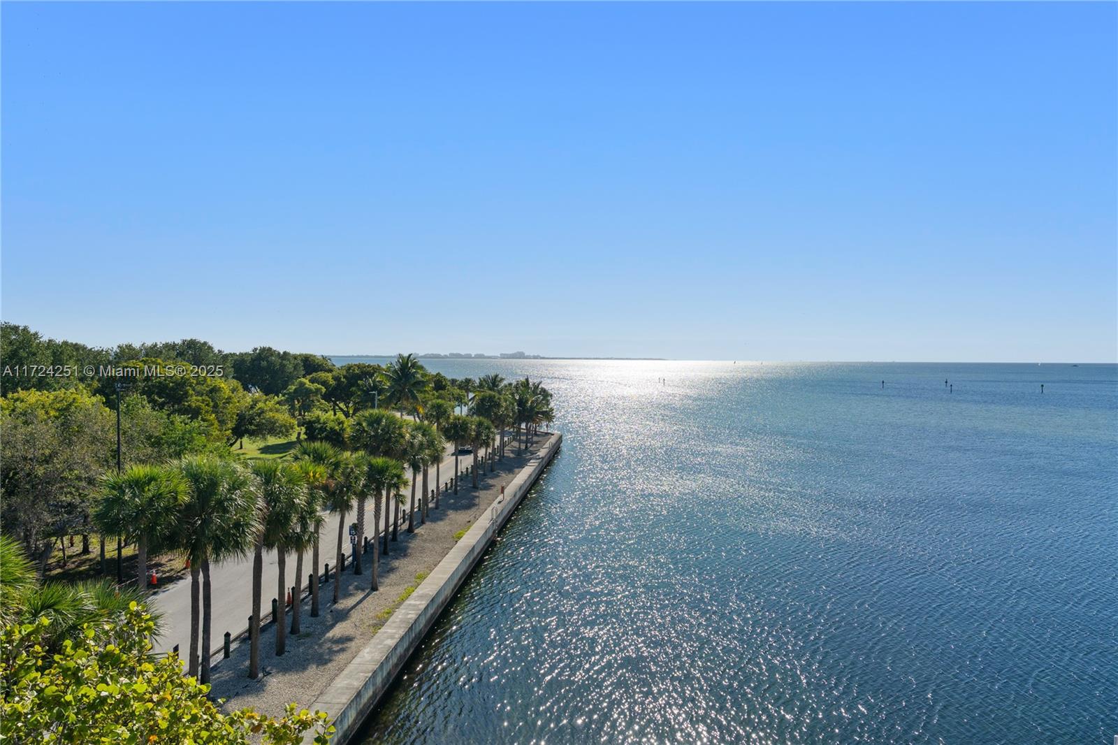 BRICKELLS FLAGLER - Residential
