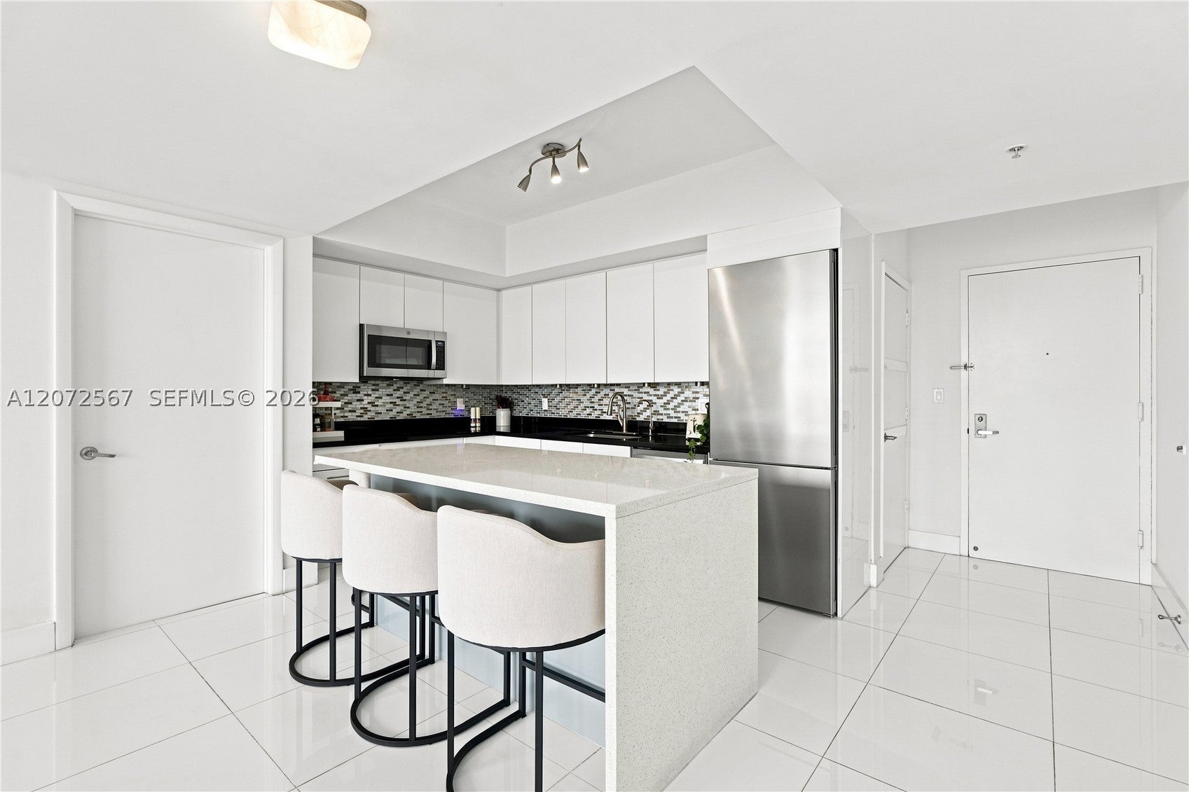 92 SW 3rd St 4904