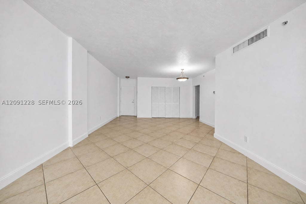 Photo of 3001 S Ocean Dr #1237, Hollywood, FL 33019 (MLS # A12091228)