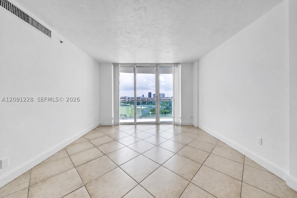Photo of 3001 S Ocean Dr #1237, Hollywood, FL 33019 (MLS # A12091228)