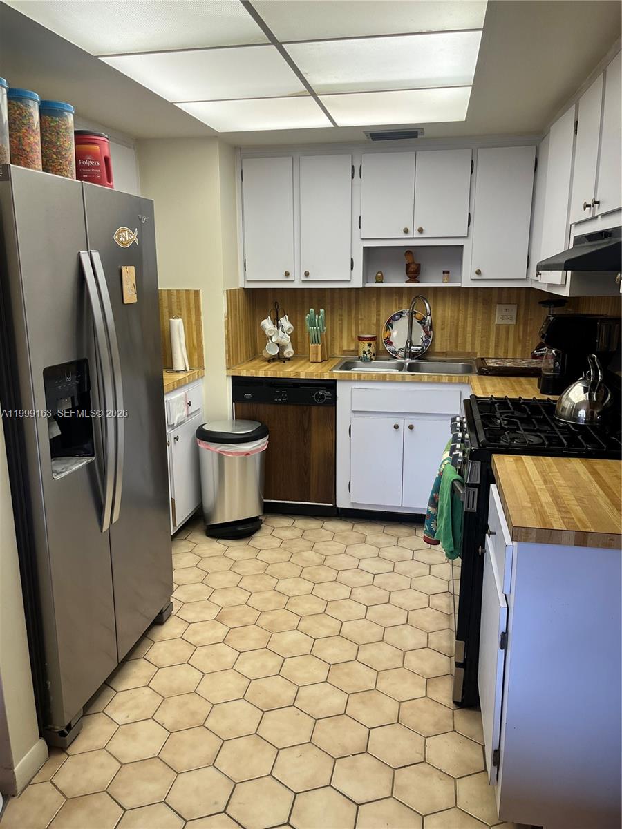 MISSIONWOOD AT MIRAMAR CO - Residential