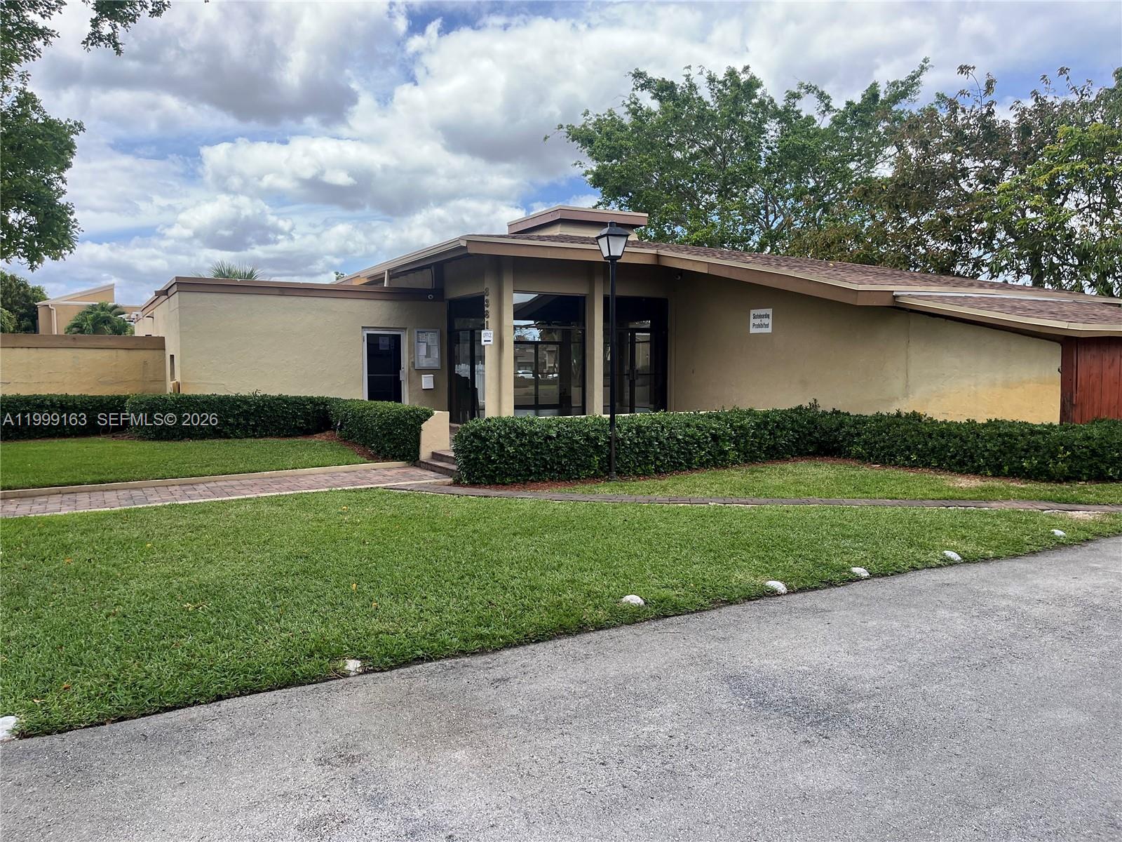 MISSIONWOOD AT MIRAMAR CO - Residential