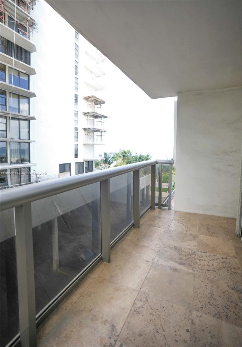 MAISON GRANDE CONDO - Residential Lease