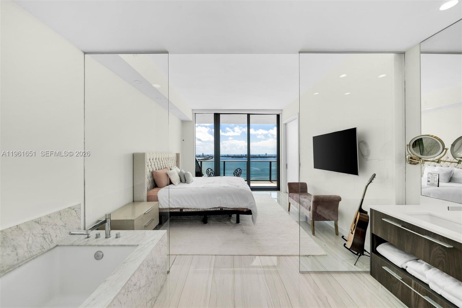 GRAN PARAISO CONDO - Residential