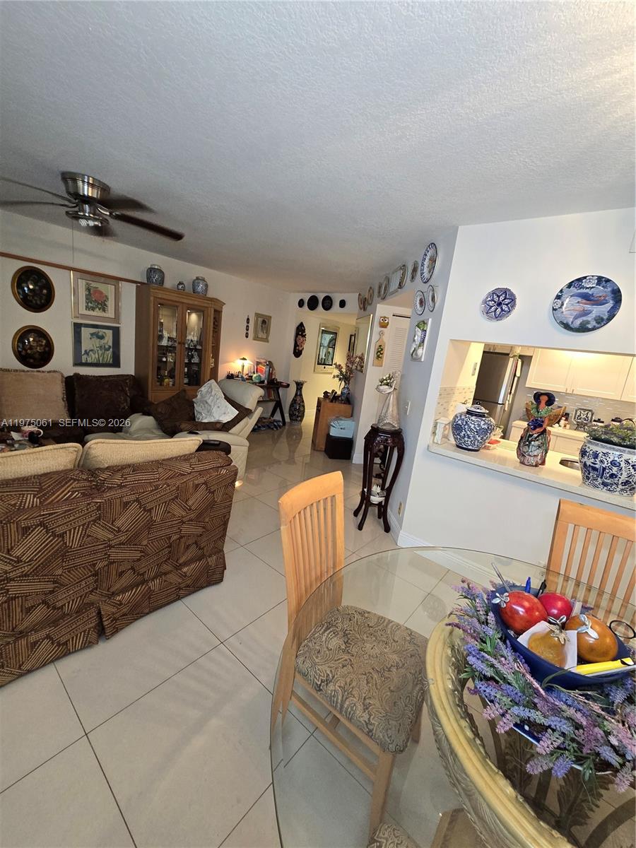 CAMBRIDGE AT CENTURY VILL - Residential