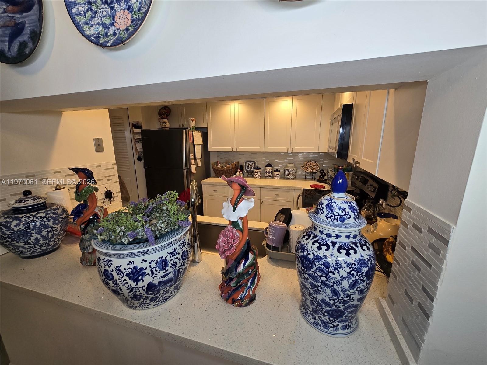 CAMBRIDGE AT CENTURY VILL - Residential