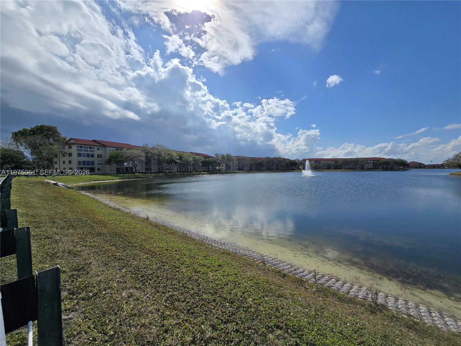 CAMBRIDGE AT CENTURY VILL - Residential