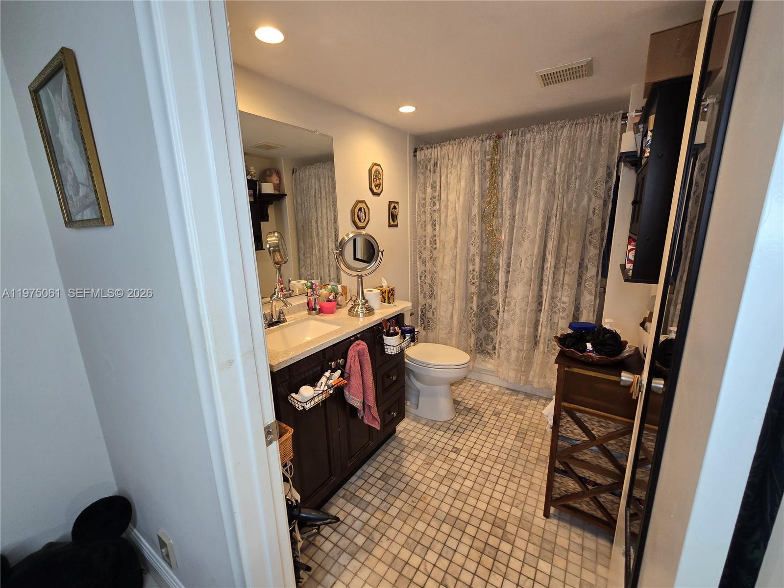 CAMBRIDGE AT CENTURY VILL - Residential