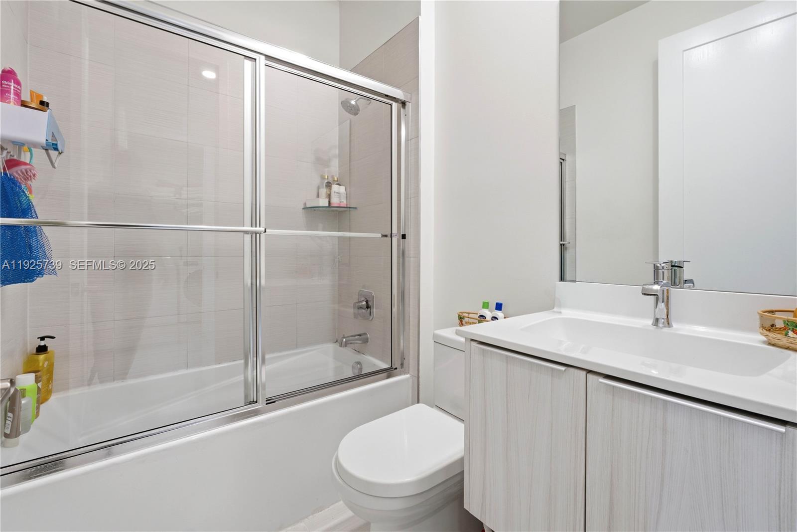 LANDMARK AT DORAL CENTRAL - Residential