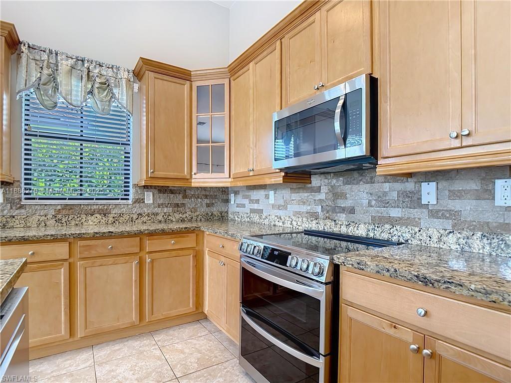 Maple Ridge At Ave Maria P - Residential