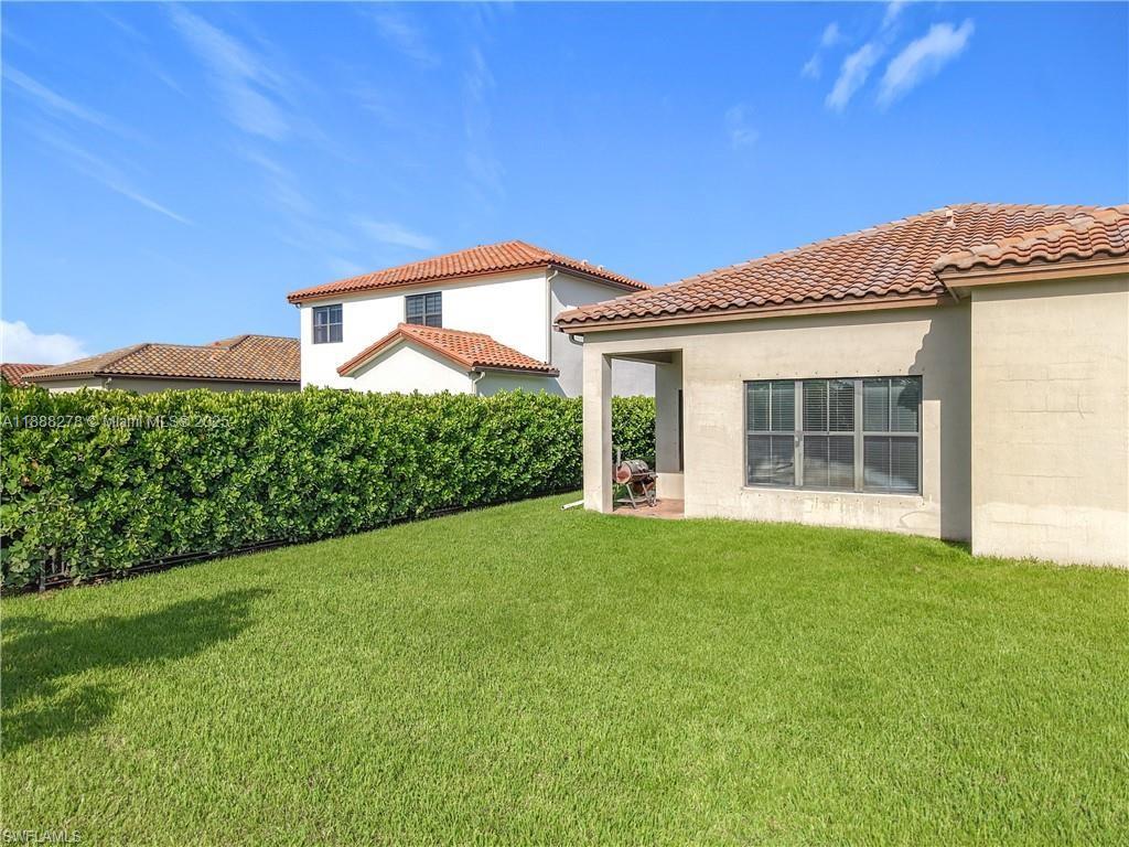 Maple Ridge At Ave Maria P - Residential