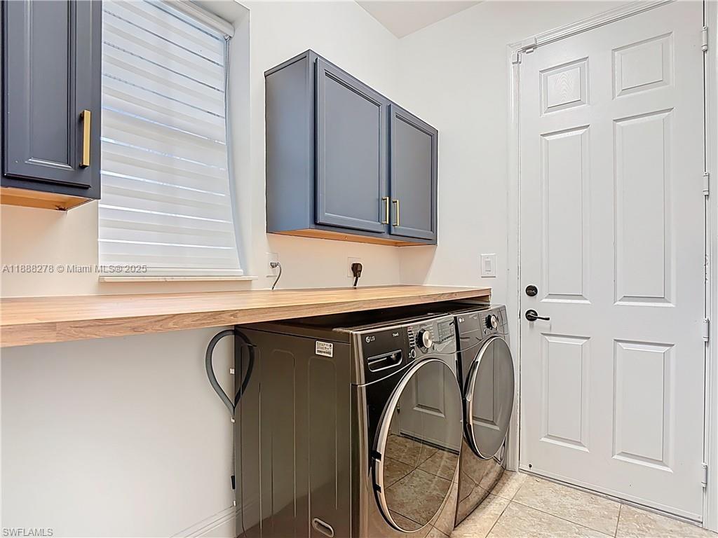Maple Ridge At Ave Maria P - Residential
