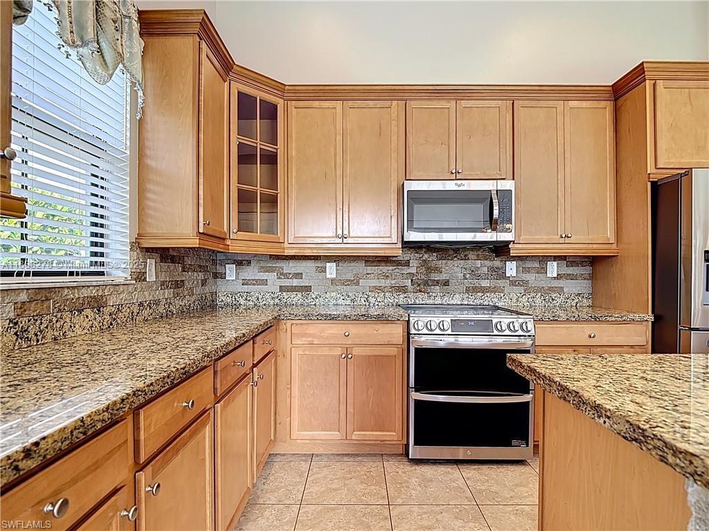Maple Ridge At Ave Maria P - Residential