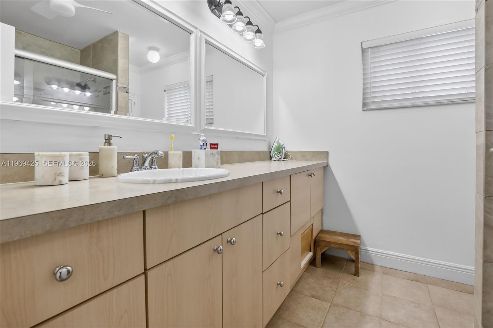 WELLEBY UNIT EIGHT - Residential